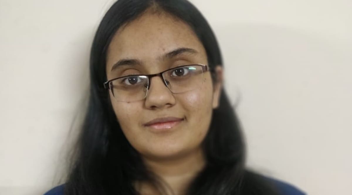 Kavya Chopra tops JEE Main 2021, becomes first female to score 100  percentile | Education News,The Indian Express