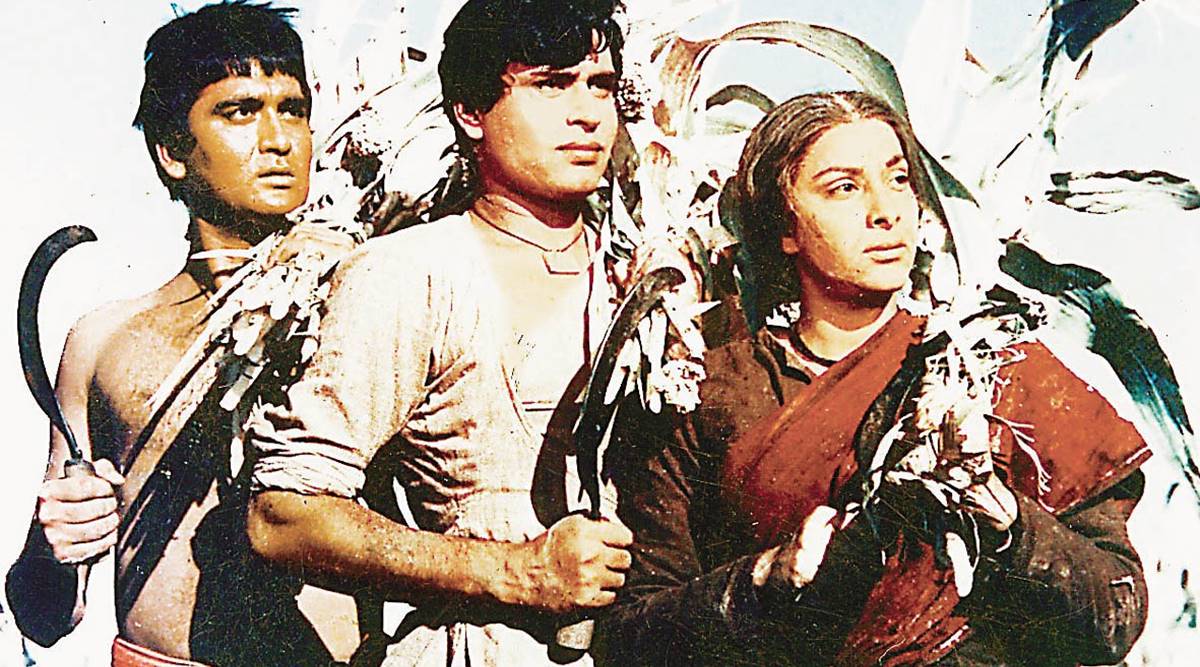 On Women's Day, a millennial watches cult classic Mother India for the  first time | Entertainment News,The Indian Express