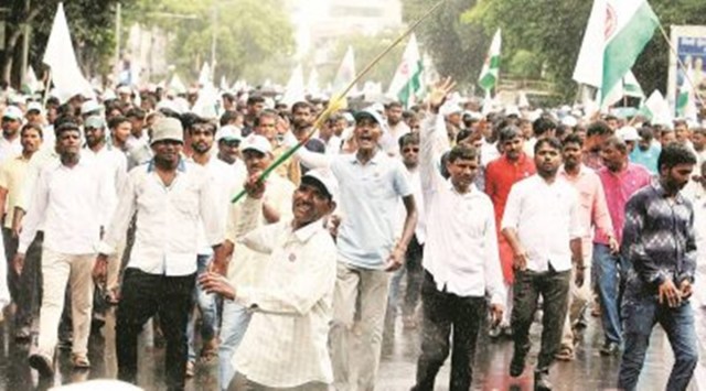 Across Maharashtra, SSS activists under the leadership of Raju Shetti held demonstrations, stalling the traffic on important state and national highways. (Representational)