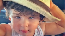 Taimur ali khan photos