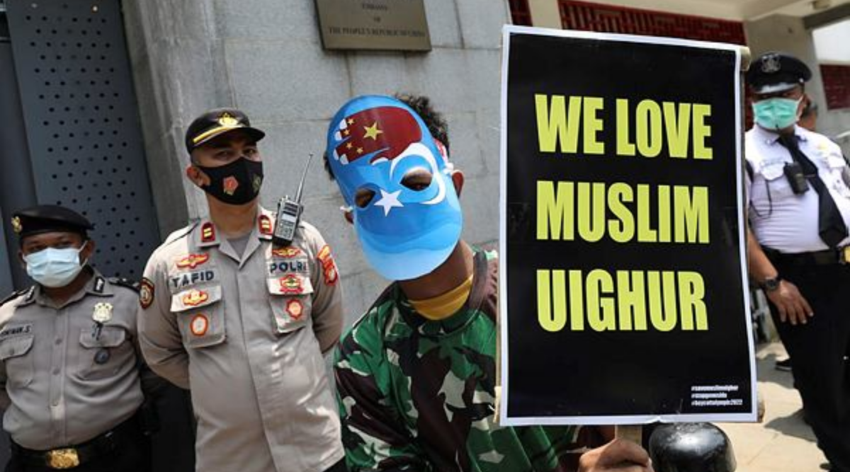Chinese hackers spy on Uyghur Muslims abroad