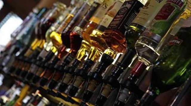 legal drinking age delhi, legal drinking age in Indian states, minimum drinking age indian states, indian states with prohibition, indian express