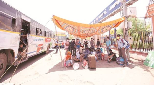 covid-19, coronavirus, coronavirus lockdown, india coronavirus lockdown, migrant workers, migrants and lockdown, covid restrictions, covid vaccine, indian express news