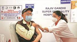 5,000 senior citizens get first Covid shot