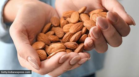 almonds, benefits of almonds, almonds for skincare, skincare benefits of almonds, almonds healthy snack, what is almond, almond nutrition, how many almonds should you eat, almond indian express lifestyle, indian express news