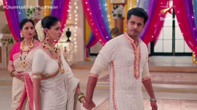 ghum hai kisikey pyaar meiin