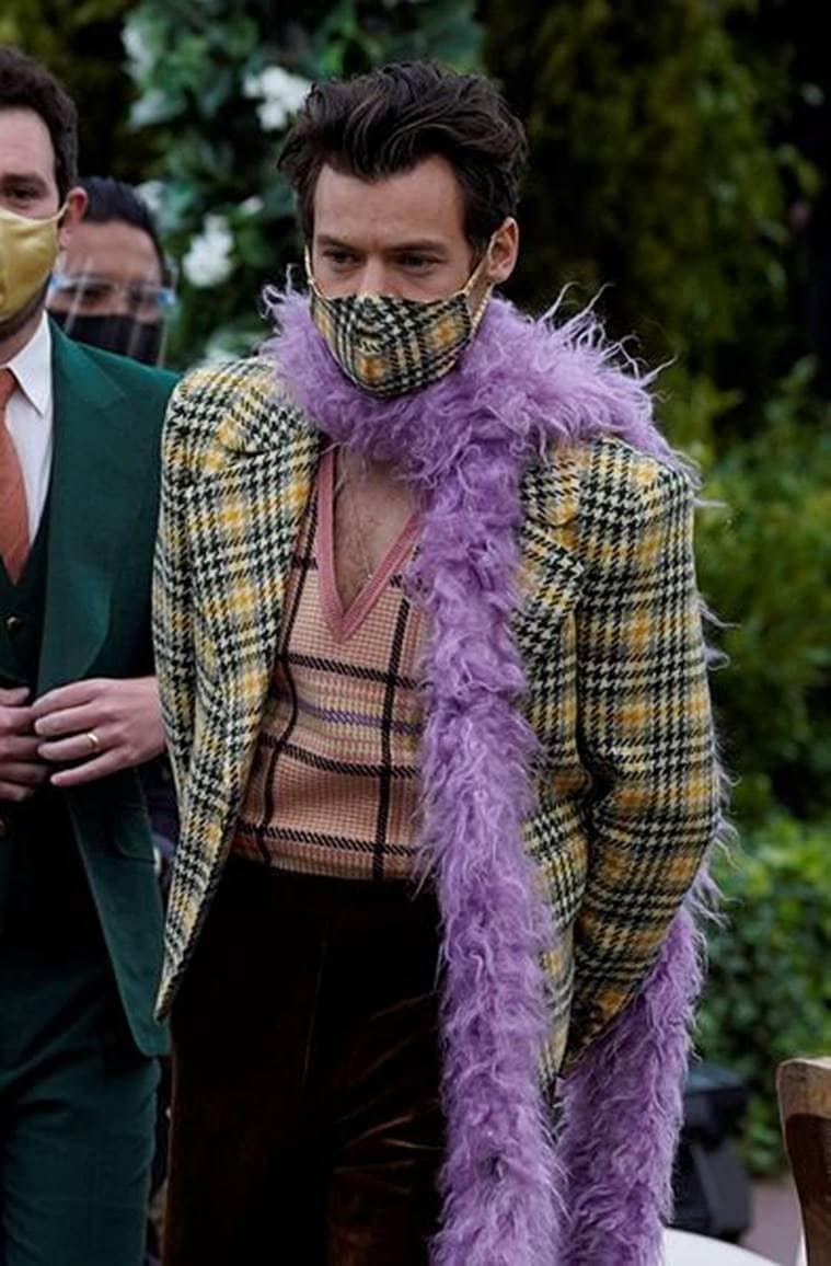 Grammys 2021 Netizens Cant Get Enough Of Harry Styles Feather Boa Fashion News The Indian