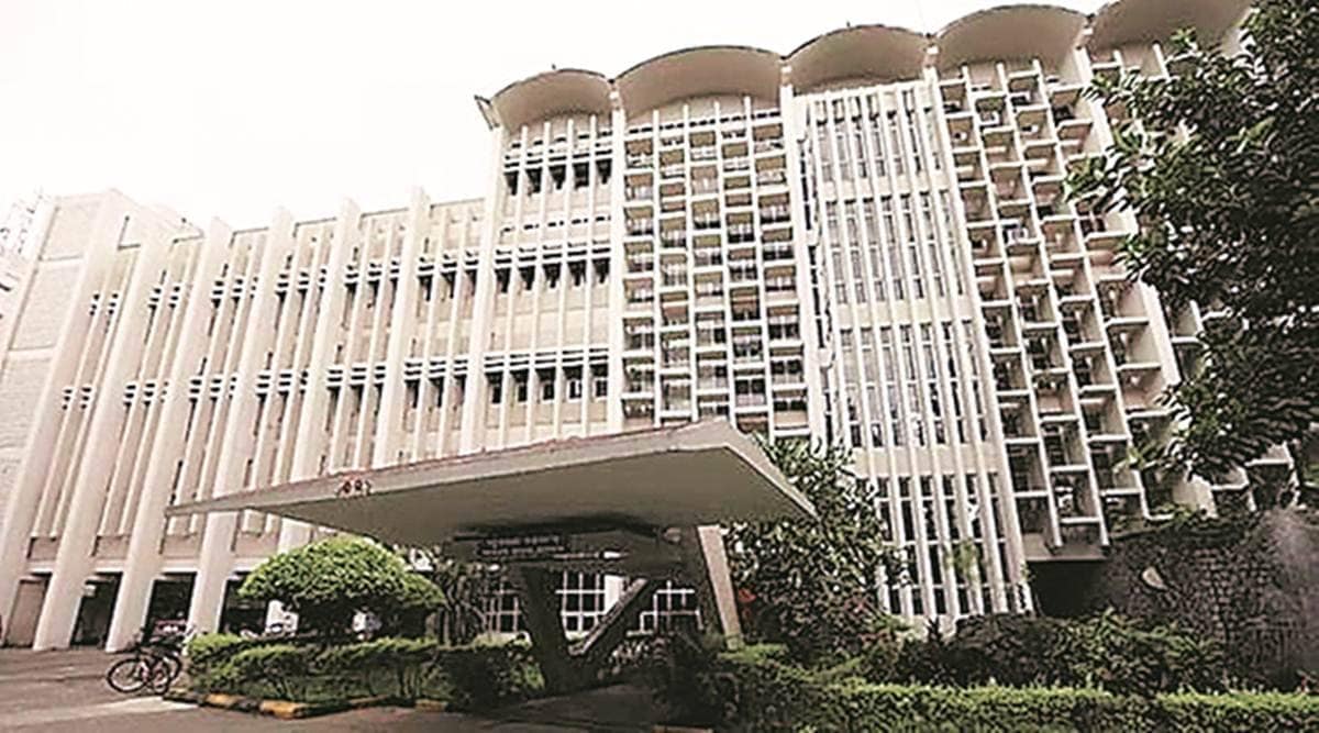 iit-bombay-delhi-madras-make-it-to-top-100-in-qs-world-rankings-by