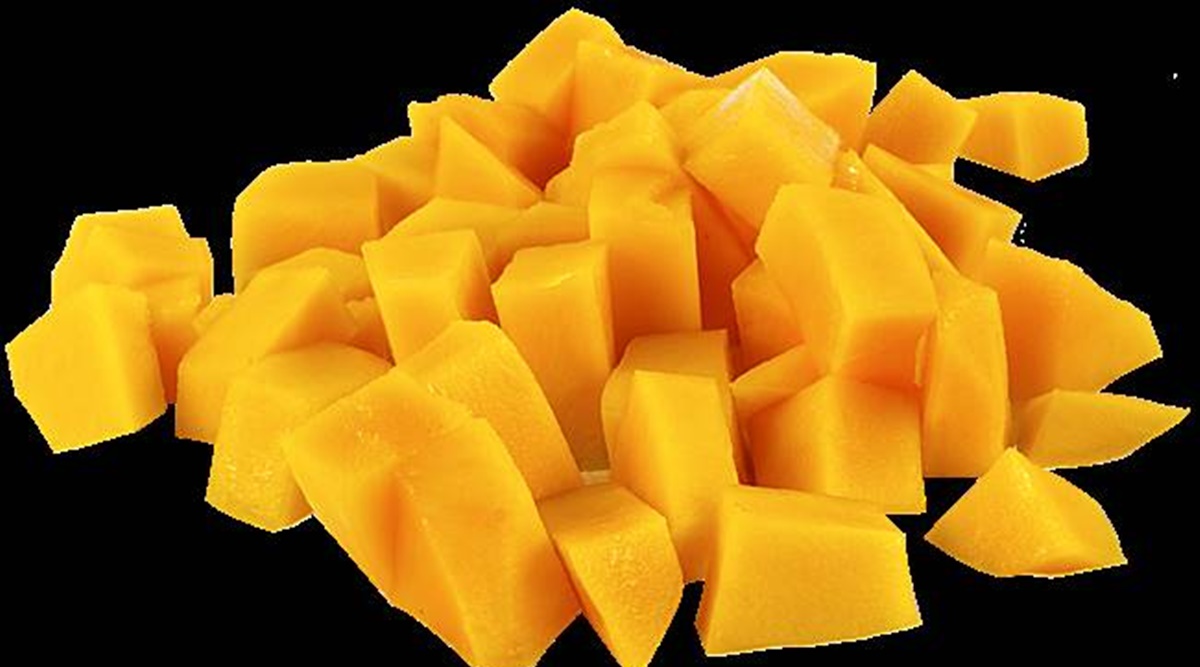 mangoes, mangoes fat content, do mangoes make you fat, fat content in mangoes, indianexpress.com, indianexpress, pooja makhija, pooja makhija instagram,