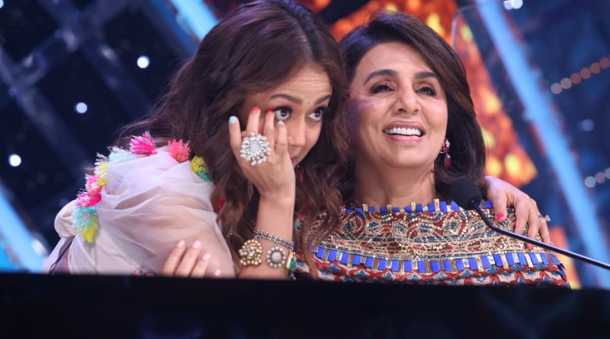 Neetu Kapoor Gives Shaadi Ka Shagun To Neha Kakkar Says Indian Idol Judge Like Her Daughter Entertainment News The Indian Express