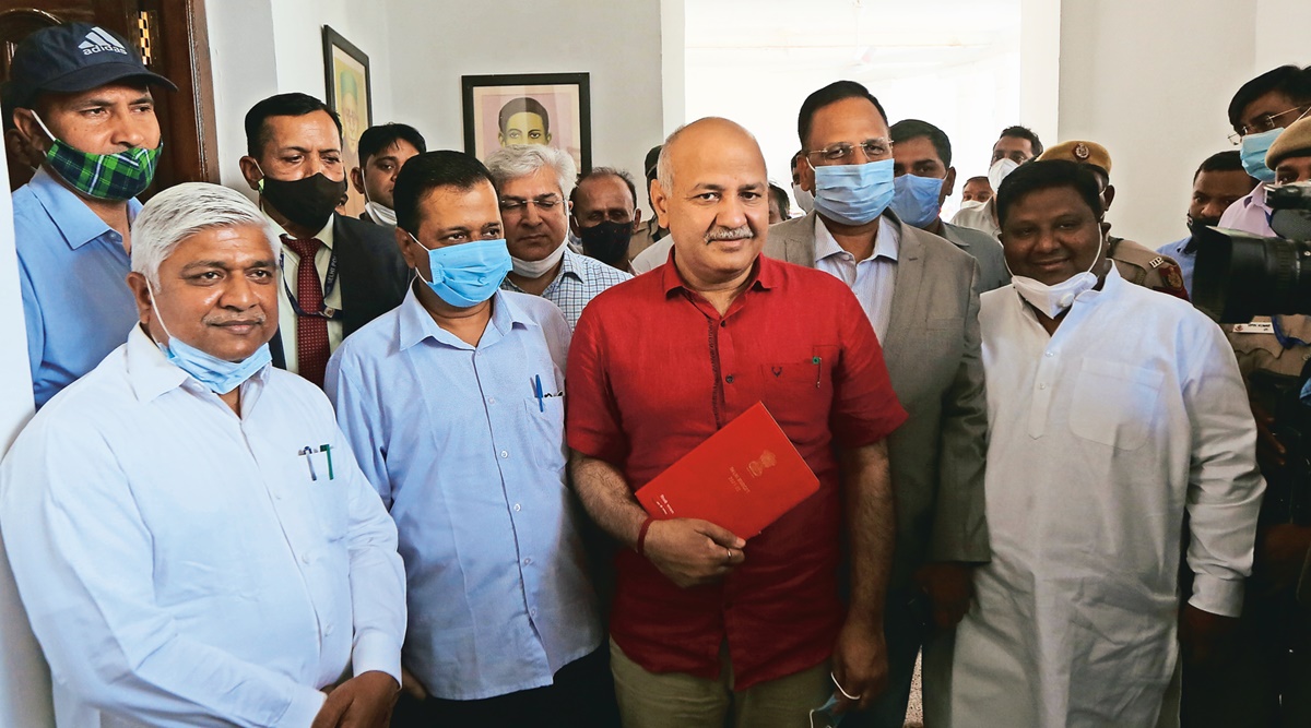 CM Kejriwal with Deputy CM Sisodia. (Photo: Prem Nath Pandey)