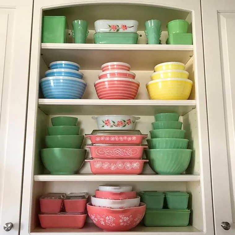 Pyrex and Pink Daisies: Midcentury cookware is fab again | Life-style ...