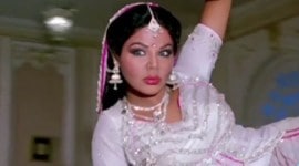 rakhi sawant as naagin sridevi 1200