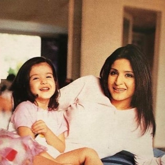 shanaya kapoor mom maheep