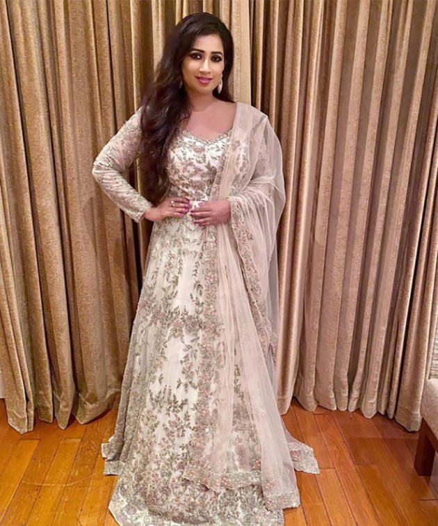 shreya ghoshal, shreya ghoshal photos, shreya ghoshal instagram, shreya ghoshal pregnant, shreya ghoshal, indian express, indian express news
