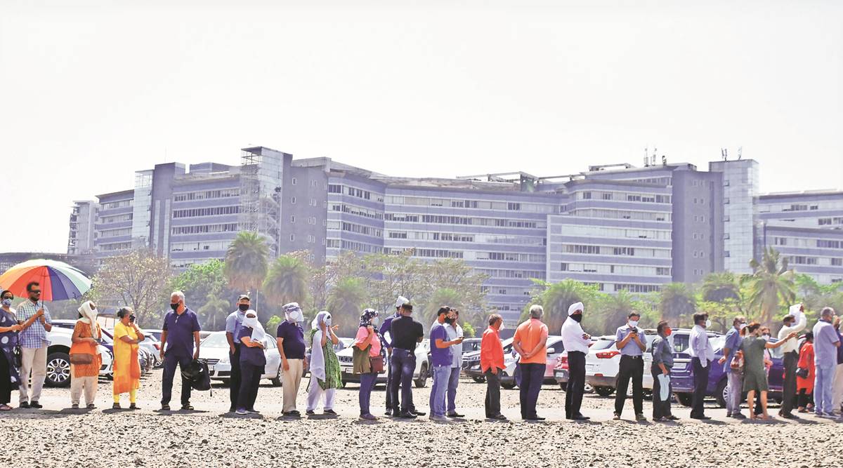 Centre extends reach of vaccination: longer sessions, all private hospitals can be roped in - The Indian Express