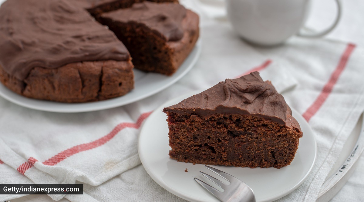 this-delicious-chocolate-cake-will-be-ready-in-six-minutes