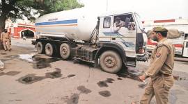 Uttar Pradesh, Uttar Pradesh lack of oxygen, oxygen supply in Uttar Pradesh, Uttar Pradesh coronavirus cases, Uttar Pradesh covid-19 cases, indian express