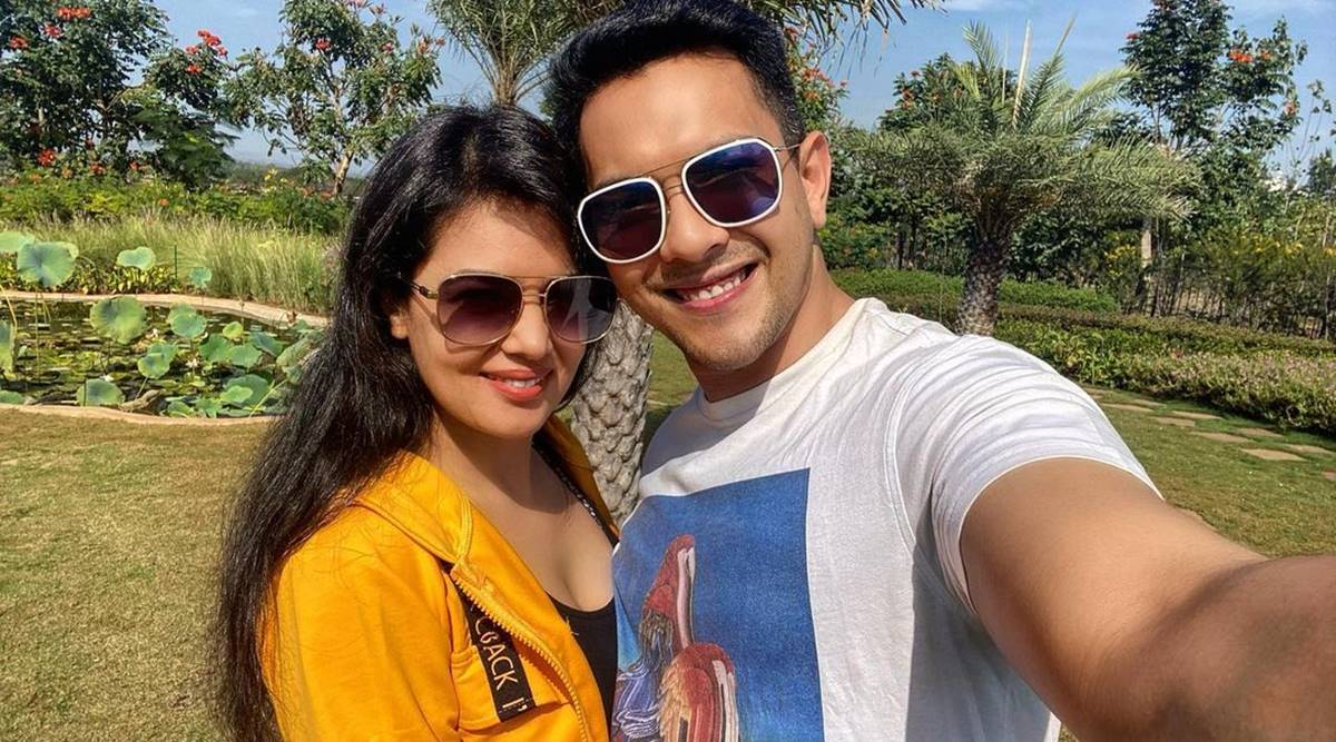 Indian Idol 12 host Aditya Narayan and wife Shweta Agarwal test