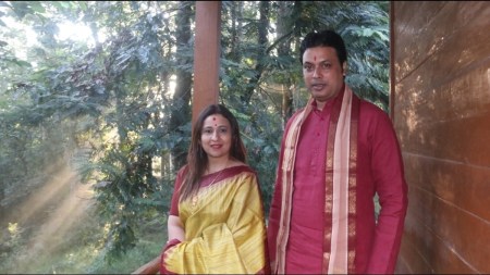Biplab Kumar Deb and Niti Deb (Facebook/Niti Deb)