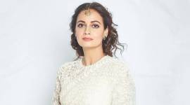 dia mirza pregnancy