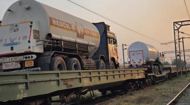 oxygen express, indian railway, delhi oxygen shortage, andhra pradesh oxygen shortage, uttar pradesh medical shortage, india covis situation, india covid 19 news