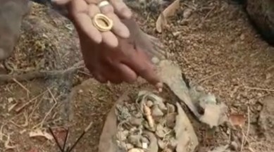 Labourers stumble of 'treasure' in Telangana village