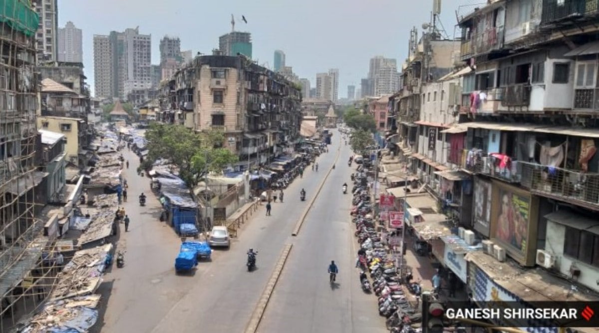 A deserted street in Mumbai. 