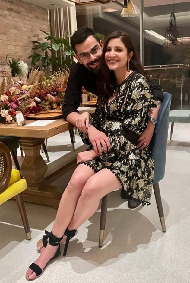 anushka pregnancy pics