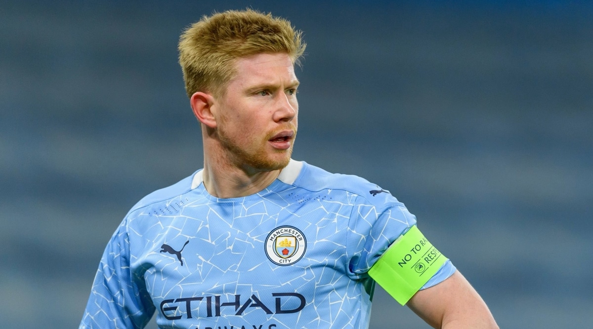 Kevin De Bruyne signs Manchester City contract extension until 2025.