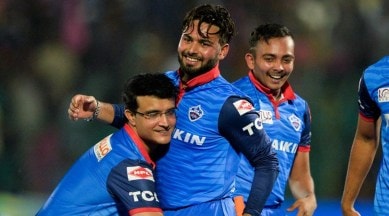 IPL 2023: With a heavily strapped right knee, Rishabh Pant makes