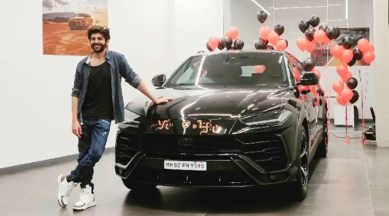 kartik aaryan Lamborghini instagram