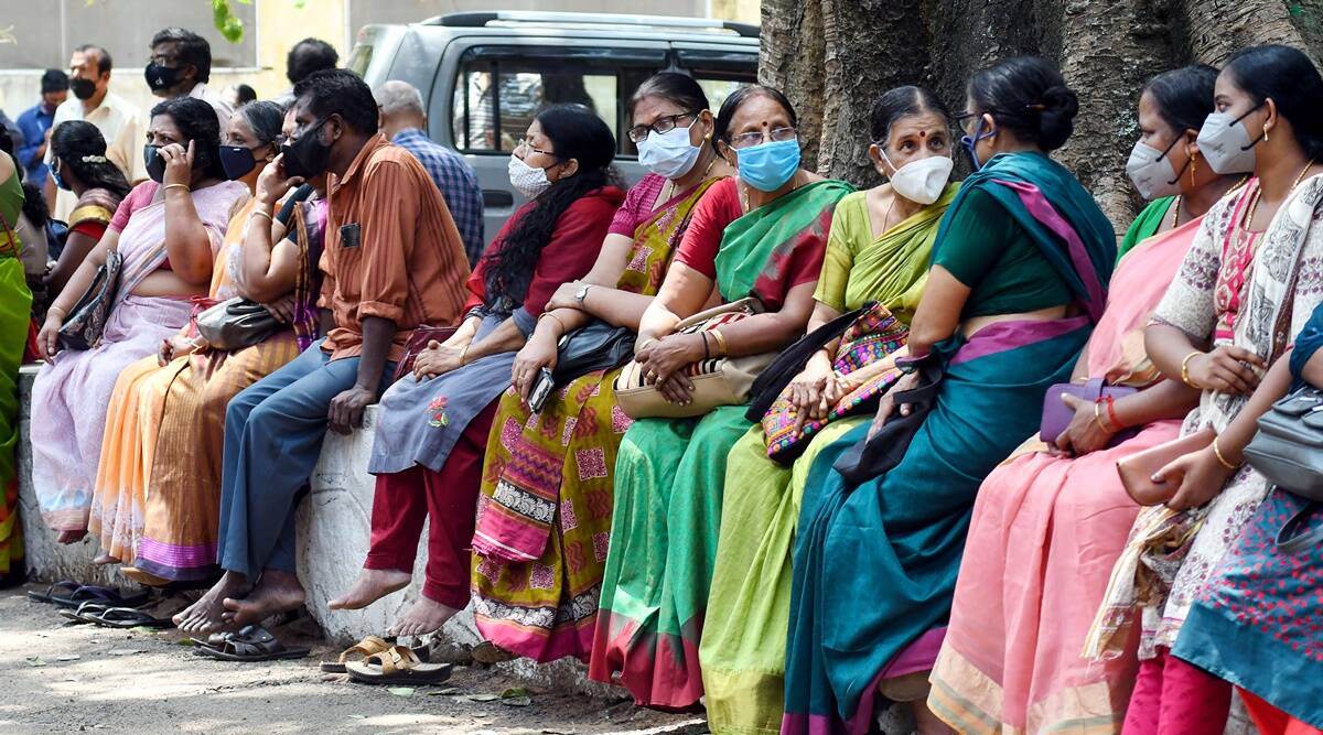 Kerala To Vaccinate Migrant Workers Who Stay Back India News The