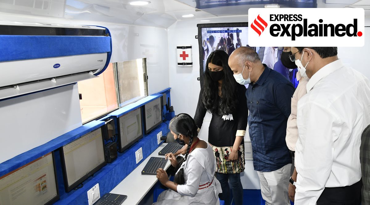 Delhi Education Minister Manish Sisodia inaugurates the "Lab on Wheels" bus at Delhi Technological University. (Twitter/@dtu_delhi_
