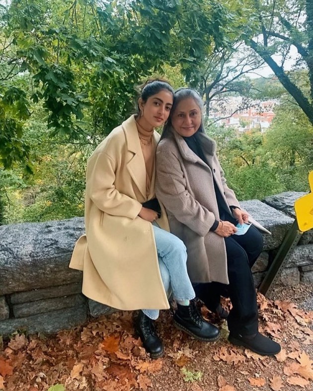 navya, jaya photo