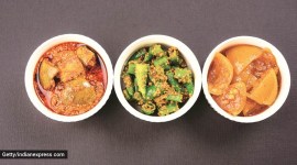 pickle benefits, health benefits of pickles, types of pickles, gut bacteria pickles, bloating and pickles, immunity and pickles, digestion remedies, deficiencies and pickles, how to make homemmade pickles, summer pickles, indianexpress.com, indianexpress, munmun ganeriwal