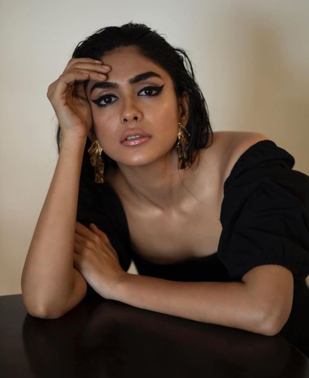 mrunal thakur