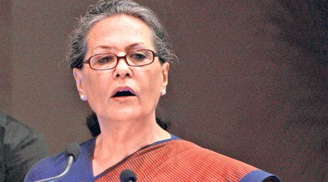 covid-19, india covid cases, sonia gandhi on covid-19, sonia gandhi covid meeting, congress, covid vaccine, pm modi, oxygen shortage, indian express news