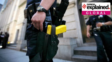 A New York police officer equipped with a taser, in New York, June 12, 2008. (The New York Times: Ashley Gilbertson, File)