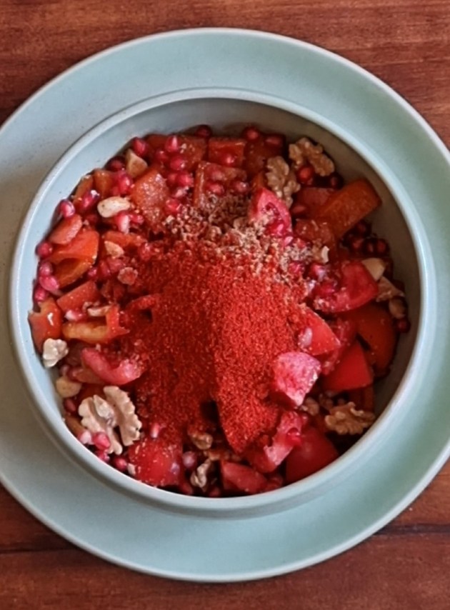 Mahummara, what is Mahummara, recipe for Mahummara, easy Mahummara recipe, lebanese food recipe, easy lebanese dips, easy syrian food