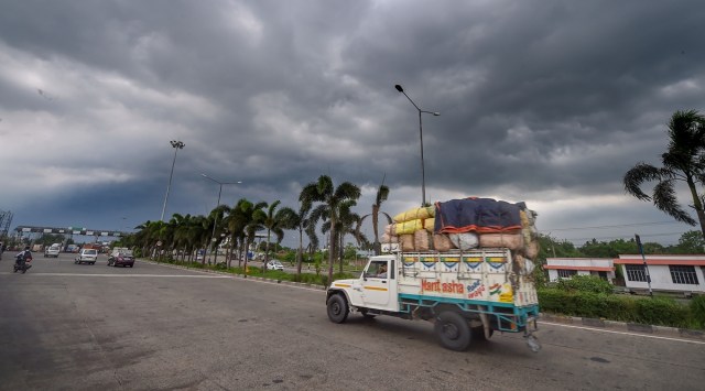 Dark clouds hover in the sky ahead of landfall of  Cyclone Yaas at Dhulagarh in Howrah district, Monday, May 24, 2021. (PTI)