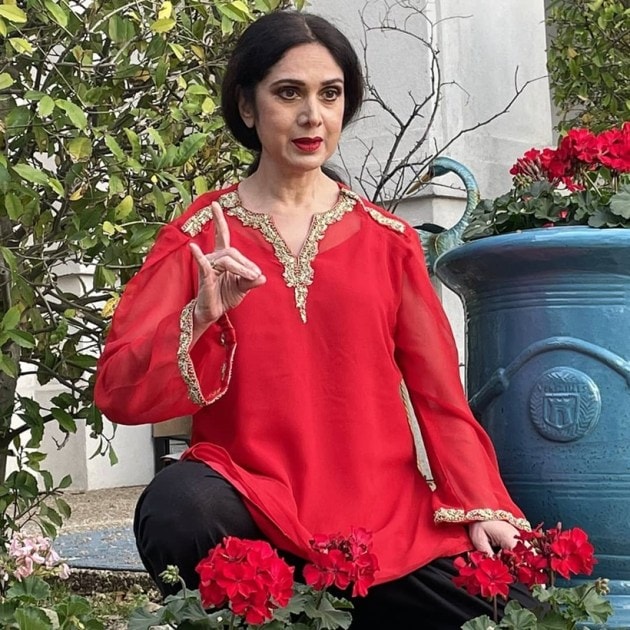 meenakshi seshadri photo