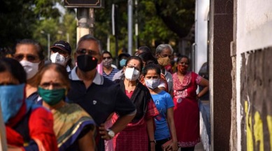 Mumbai covid news, Mumbai covid cases, Maharashtra covid news, Mumbai caseload, Mumbai positivity rate, Mumbai active cases and deaths, Indian express, Indian express news