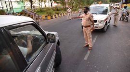 mumbai lockdown, mumbai covid violation, mumbai covid rules fir, mumbai blood donation, mumbai srpf vaccination centres