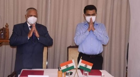 Justice A H Joshi and Goa CM Pramod Mahajan.