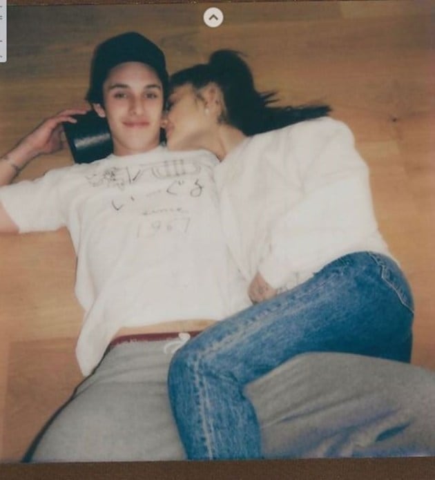 ariana grande and dalton gomez, ariana grande and dalton gomez marriage photos, ariana grande and dalton gomez news, ariana grande photos, dalton gomez photos