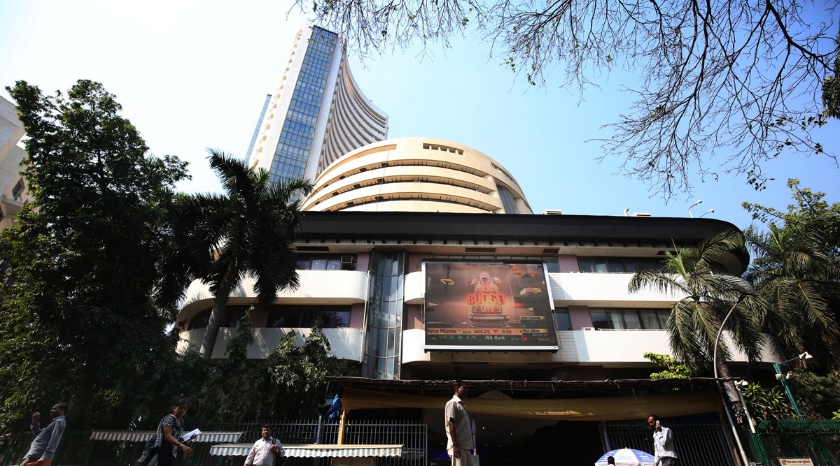 Sensex tanks over 300 points in early trade, Nifty tests 15,500-levels