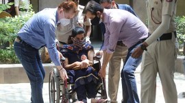 Delhi covid vaccine disabled people