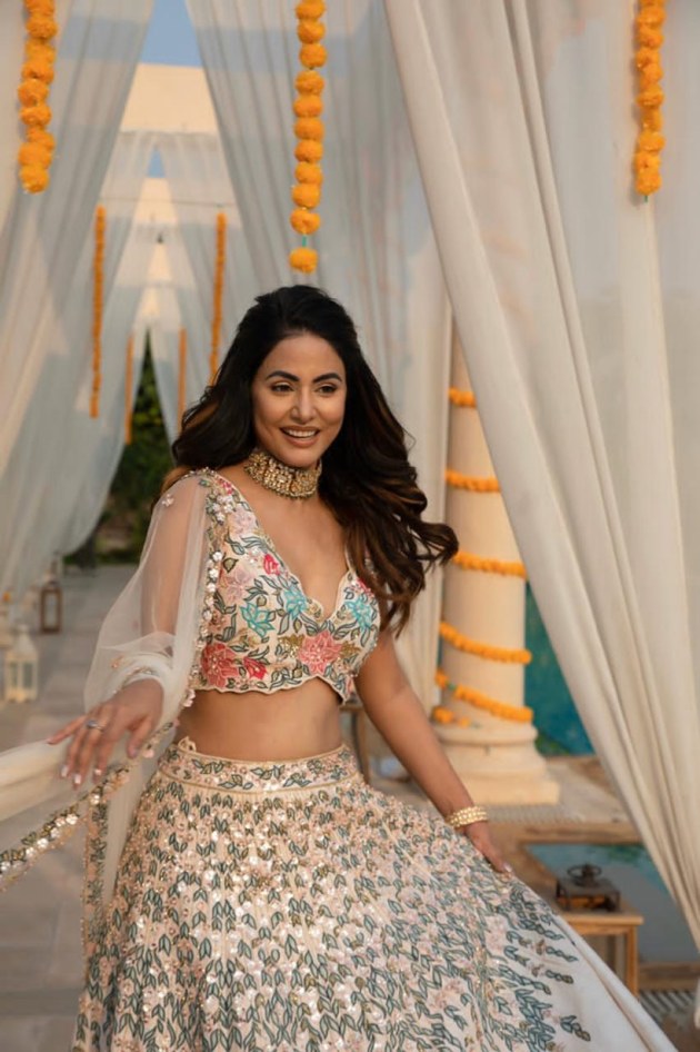 hina khan 2