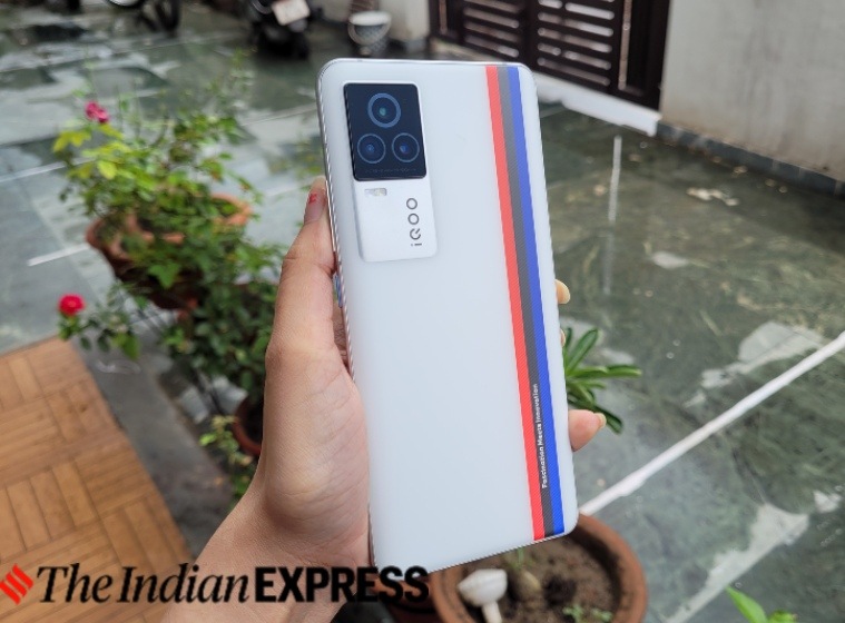 iQOO 7 Legend review: Design, Display, Camera, Performance, Price ...